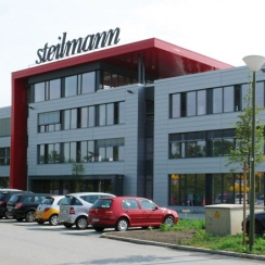 Die Steilmann-Zentrale an der Industriestraße in Rünthe.