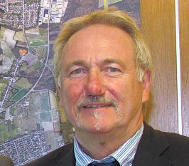 Bergkamens Wahlleiter Dr. Hans-Joachim Peters