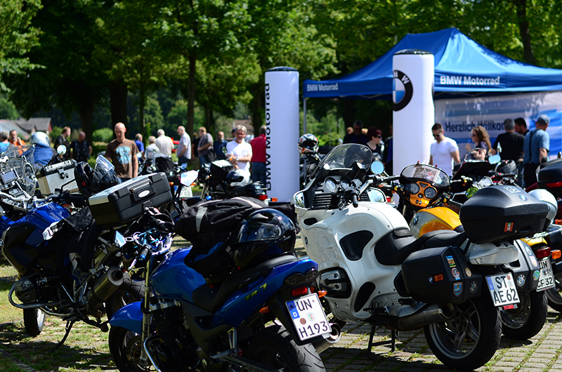 Volles Haus: Besucherrekord beim 6. Bikertreff der BMW Motorradfreunde Westfalen. (Foto: Pia Dunkel)