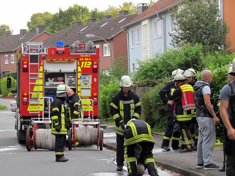 Die Feuerwehrleute der Löschgruppe Weddinghofen hatten den Brand einer Dunstabzugshaube an der  Meisenstraße schnell gelöscht.