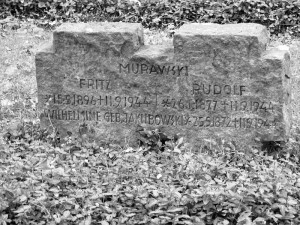 Auf dem Ehrenfriedhof in Bergkamen-Mitte haben zahlreiche zivile Opfer des Bomberangriffs vom 11. September 1944 ihre letzte Ruhestättegefunden