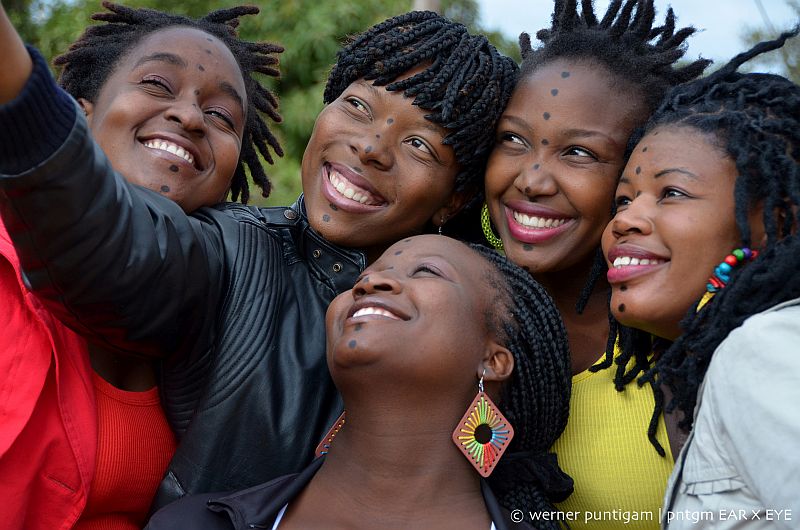 Frauen-Power mit der Gesangsgruppe Nobuntu aus Simbabwe. Foto: Werner Puntigam