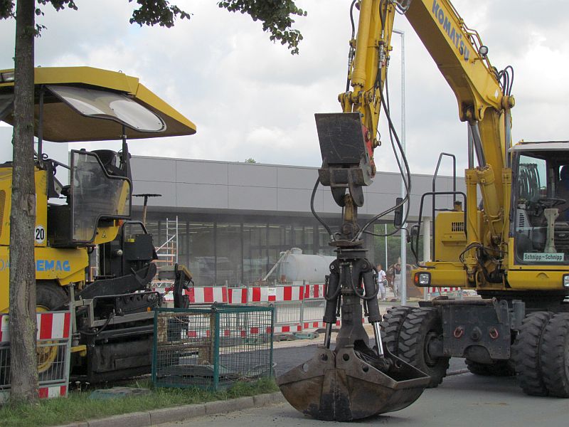 Straßenbauarbeiten am neuen Aldi an der Geschwister-Scholl-Straße