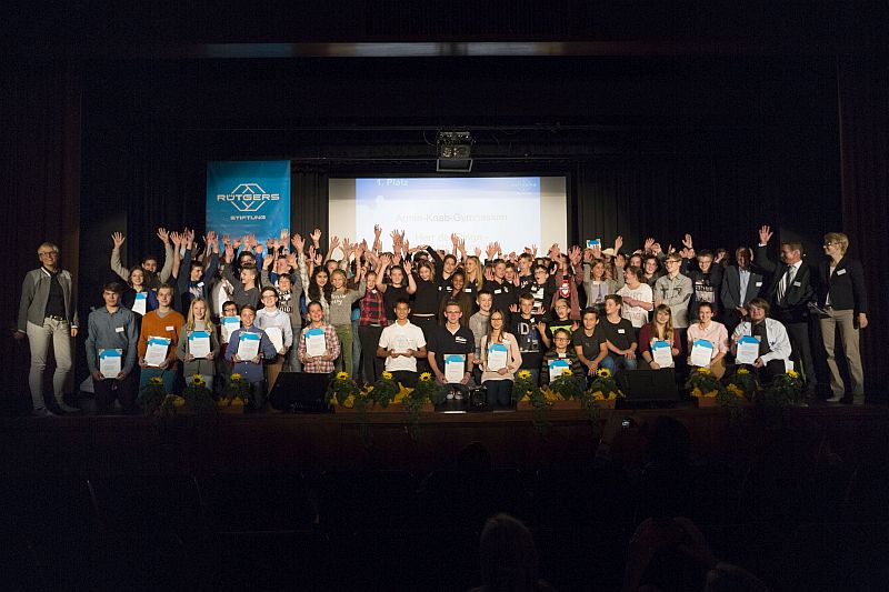 So sehen Sieger aus: die Gewinner beim Rütgers Stiftungstag an der Willy-Brandt-Gesamtschule