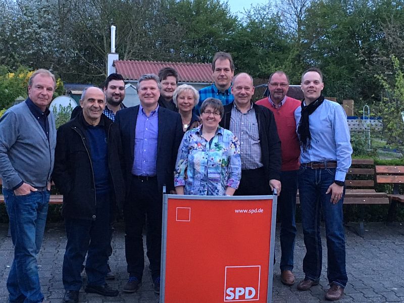 Der neue Vorstand des SPD-Ortsvereins Weddinghofen.
