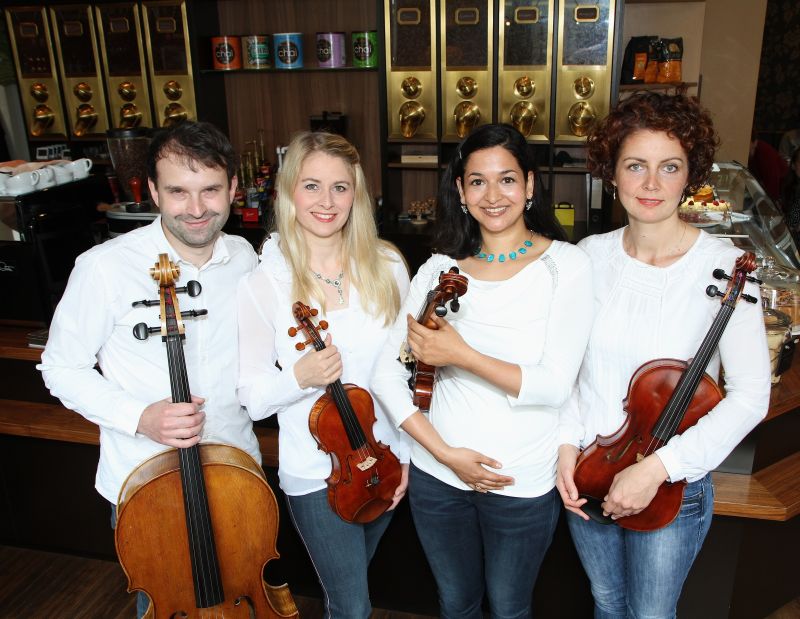 Das Streichquartett “La Gioia”: Mikhail Tolpygo, Gudrun Edelkötter, Sophie Richter, Christine Hanl.  Foto:t Roland Kentrup.