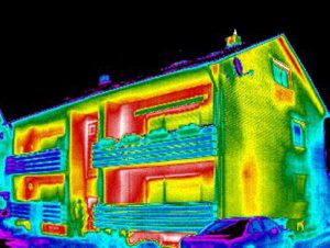 Mit Thermografie Energieverlusten auf die Spur kommen. Foto: John Trenaman BQS GmbH  