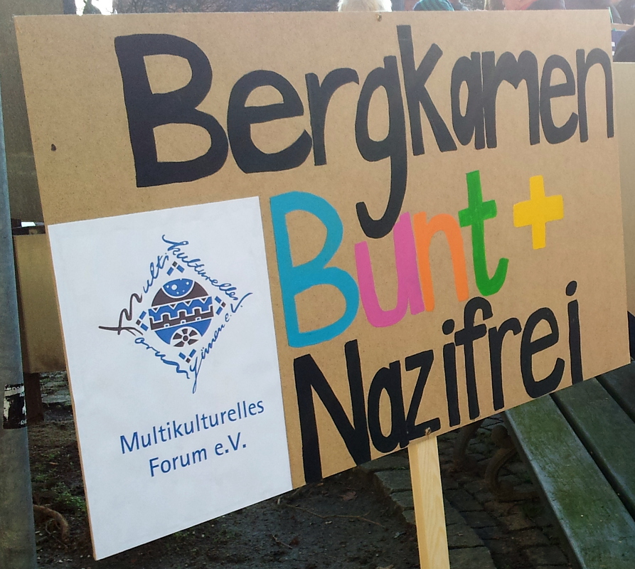 Plakat "Bergkamen bunt und nazifrei"