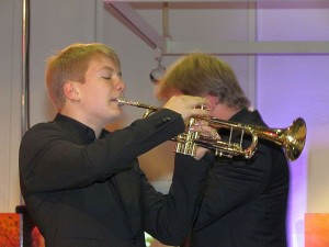 Nico Wellers (Trompete) gewann mit dem Kinderjazzortchester „UniJAZZitty“ bei "Jugend jazzt" den 1. Preis.