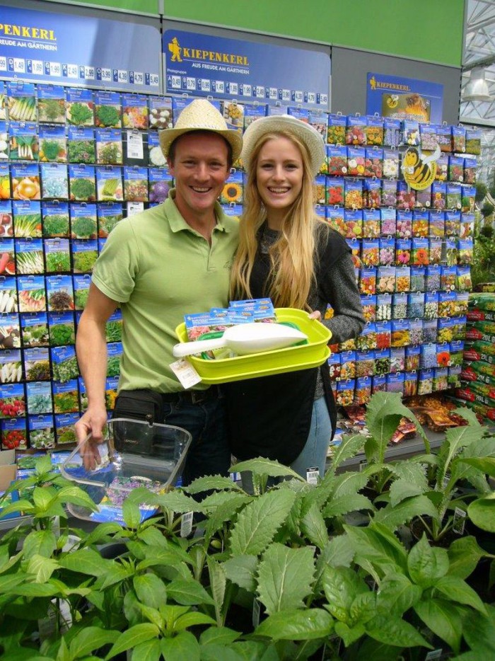 Gartenfest bei Röttger Für den Rosenvortrag bitte anmelden