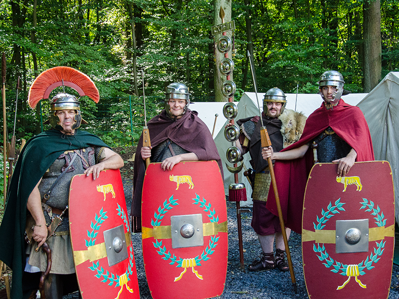 Germanen und Römer schlagen Sommerlager im Römerpark auf – Bergkamener ...