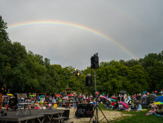 Auch die Natur wurde beim letzten Kulturpicknick der Saison zum Akteure mit einem fulminanten Regenbogen.